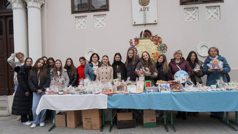 Calendarul școlii 2026: „Haiku noi în 2026”