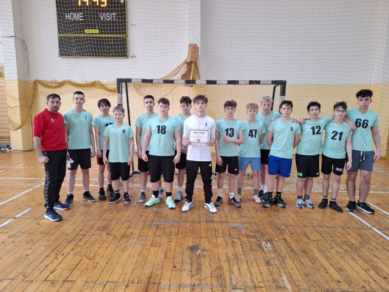Bronzérmes lett az Ady Endre Elméleti Líceum fiúcsapata a városi kézilabda-tornán